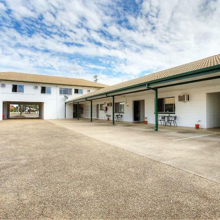 Banjo Paterson Motor Inn Townsville Esterno foto