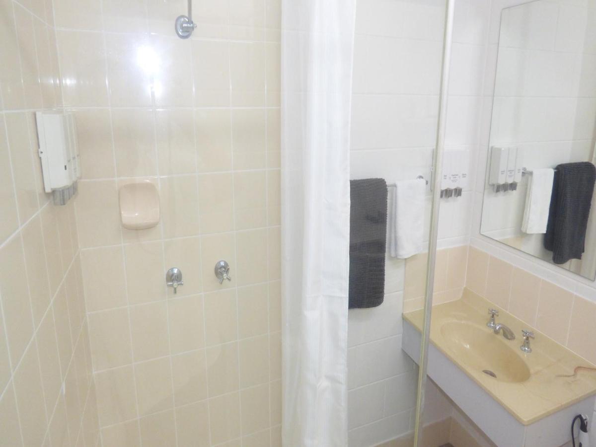 Banjo Paterson Motor Inn Townsville Esterno foto