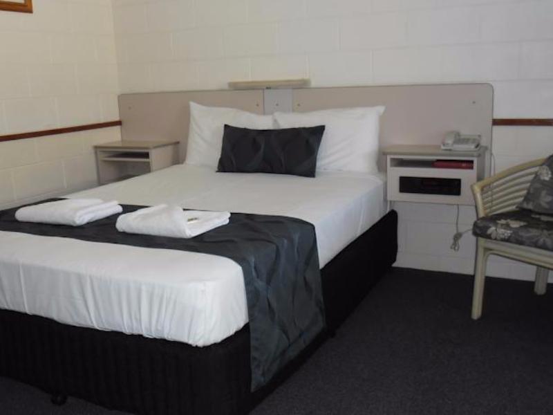 Banjo Paterson Motor Inn Townsville Esterno foto