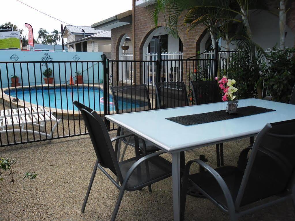 Banjo Paterson Motor Inn Townsville Esterno foto