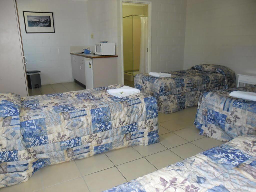 Banjo Paterson Motor Inn Townsville Esterno foto