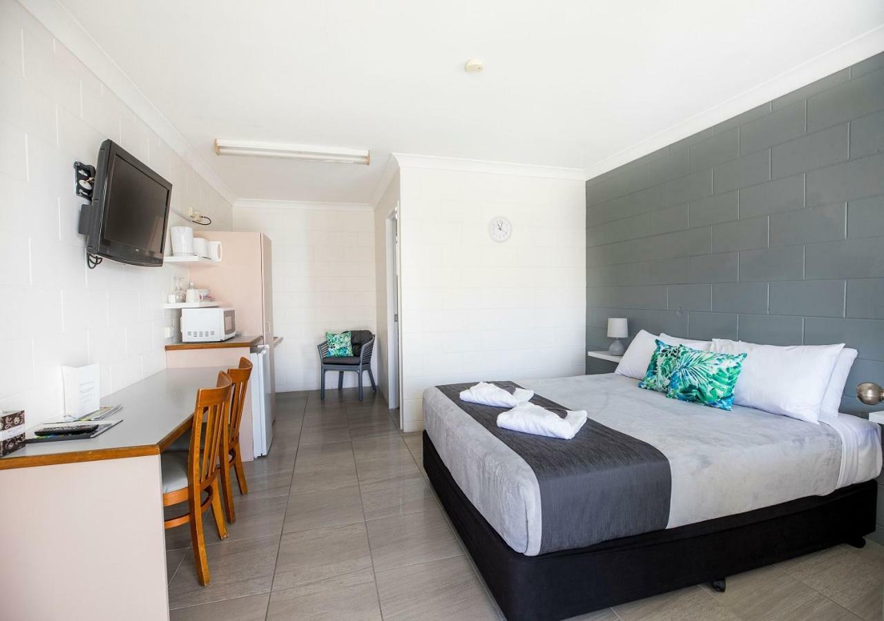 Banjo Paterson Motor Inn Townsville Esterno foto