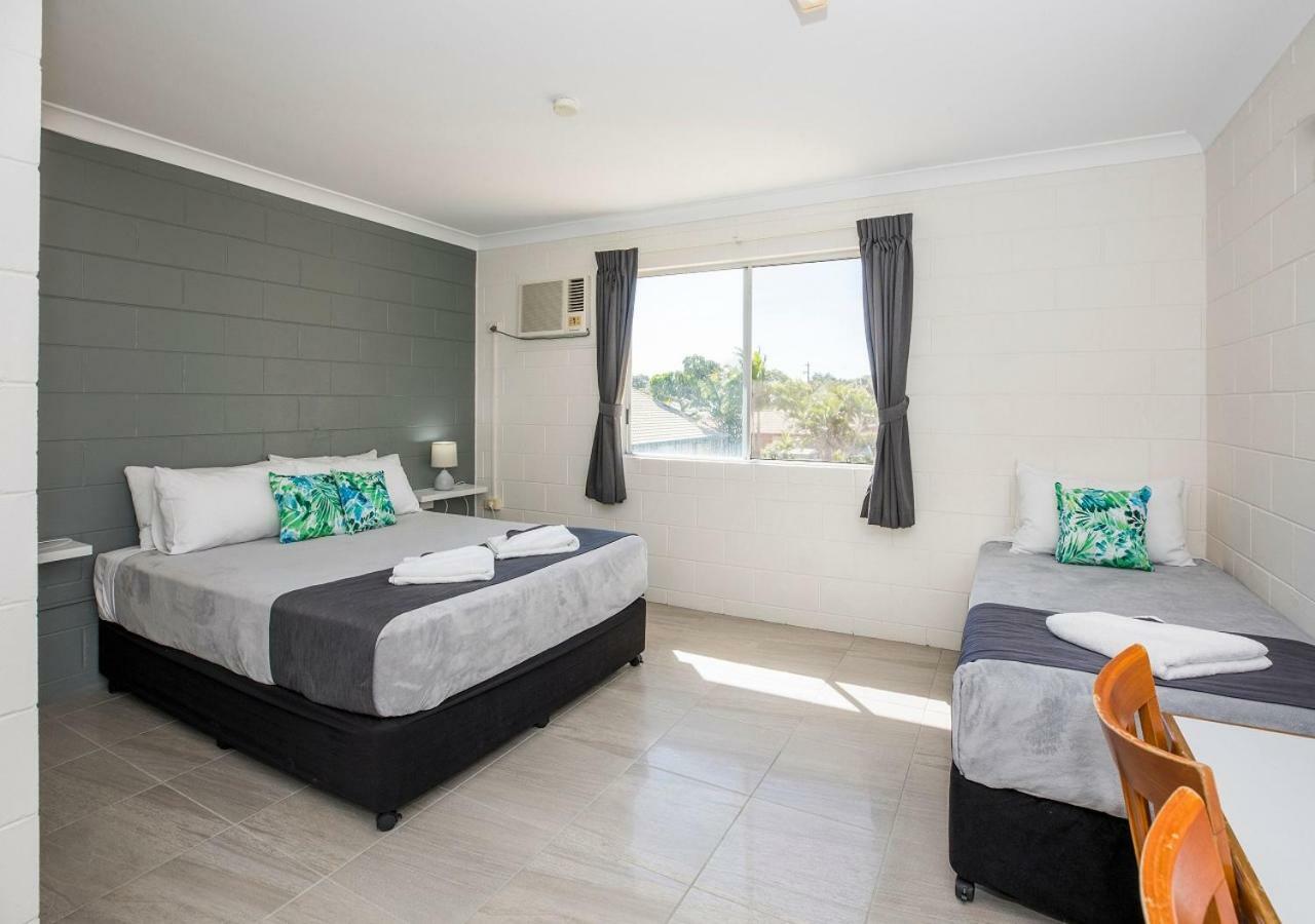 Banjo Paterson Motor Inn Townsville Esterno foto