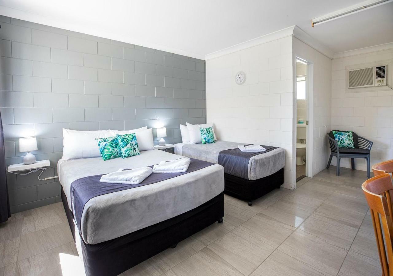 Banjo Paterson Motor Inn Townsville Esterno foto