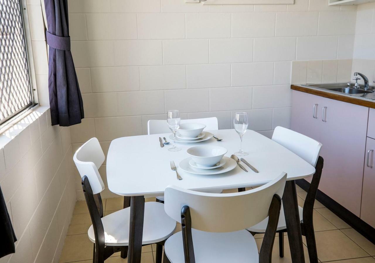 Banjo Paterson Motor Inn Townsville Esterno foto