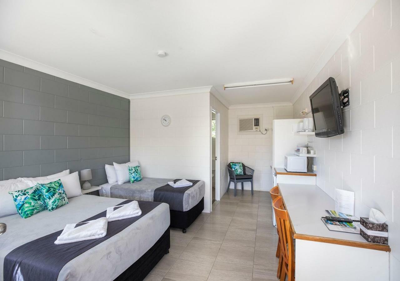 Banjo Paterson Motor Inn Townsville Esterno foto